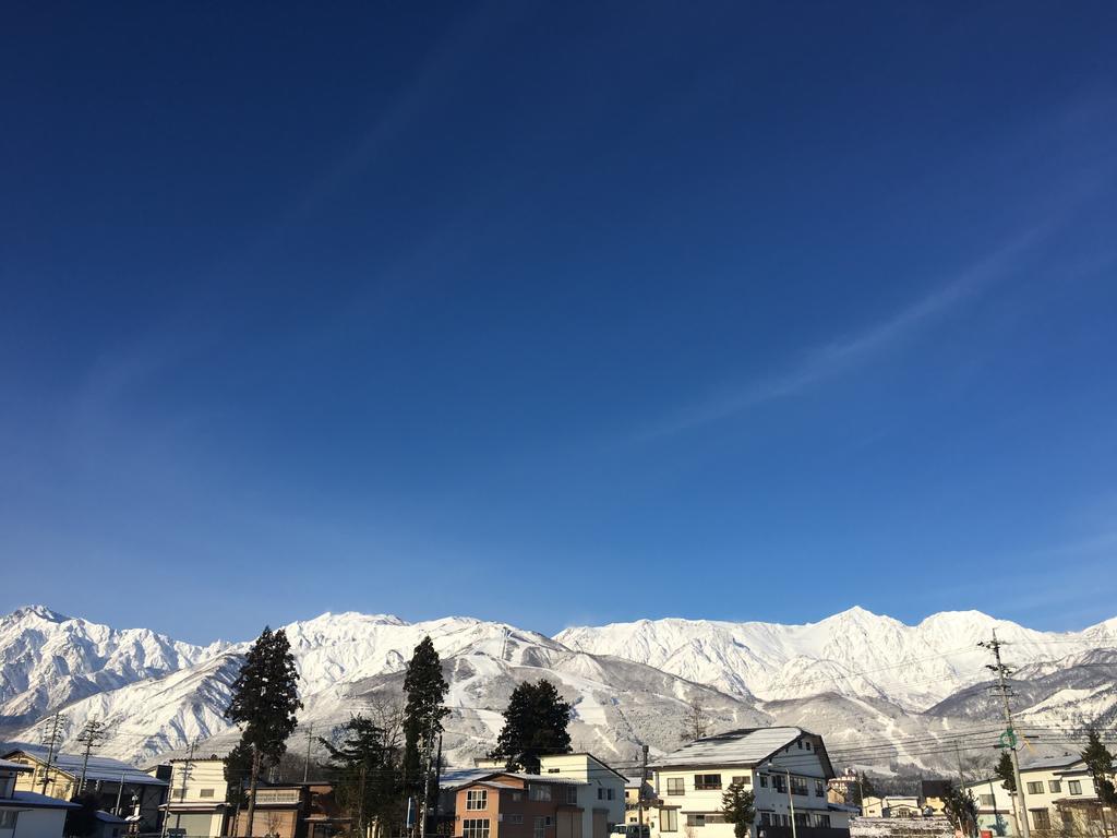 Bed and Breakfast Alpine Wind Хакуба-Мура Экстерьер фото