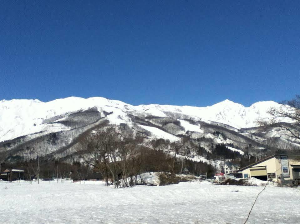 Bed and Breakfast Alpine Wind Хакуба-Мура Экстерьер фото